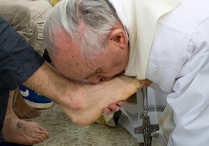 Vanity Fair в Италии назвал человеком года папу Франциска