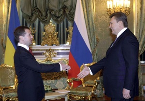 Янукович пообещал, что сотрудничество Украины и РФ не будет направлено против других государств