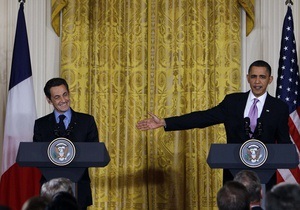Саркози подарил Обаме верительные грамоты Бенджамина Франклина, а его дочерям - комиксы