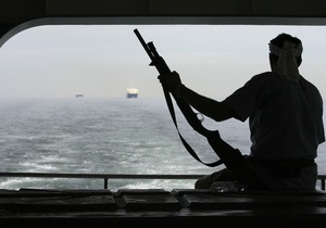 Три года у пиратов: в Сомали вызволили более 20 человек и судно