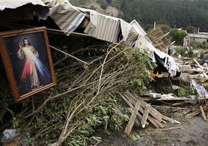В пострадавших от землетрясения районах Чили разместят 7 тысяч военнослужащих