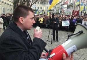 Партия регионов: Заявления о  синежопой банде  оскорбляют миллионы украинцев