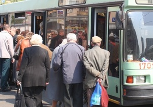 В Севастополе загорелся троллейбус