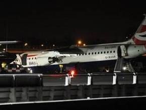 В Лондоне самолет British Airways совершил аварийную посадку