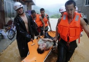 В Китае под оползнем погибли 16 человек