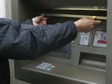 В Ровно из двух банкоматов возле отделения милиции украли полмиллиона гривен