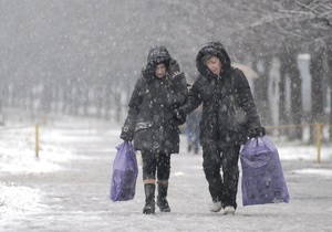 Власти заявили о полной готовности киевских дорог к снегопадам и гололедице