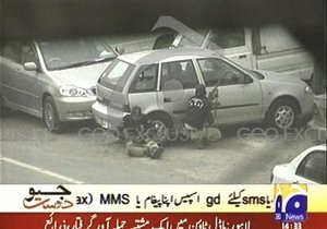 В Пакистане боевики захватили две мечети. В заложниках оказались около двух тысяч человек