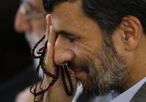 СМИ: Парламент Ирана готовит Ахмадинеджаду импичмент