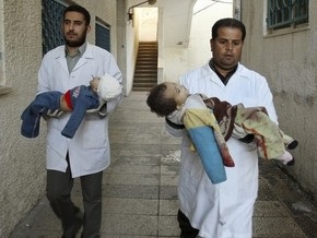 Медики: Израильские военные убили в понедельник 40 мирных жителей