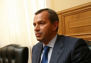 Клюев: Кабмин не позволит ограничивать права семей с детьми на материальную помощь