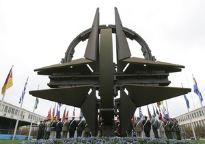 В НАТО пригрозили Украине более жестким отношением