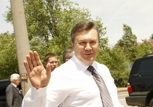 Янукович призвал чиновников отдыхать в Крыму, а не за границей