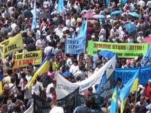 В Симферополе состоялся массовый митинг крымских татар