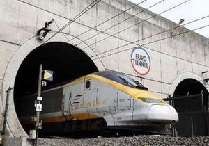 Из-за задымления в тоннеле Eurostar приостановил железнодорожное сообщение между Лондоном и Парижем