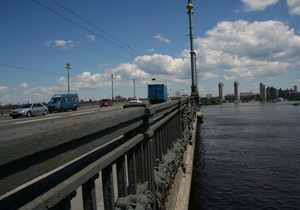Возле моста Патона в Киеве построят трехуровневую развязку