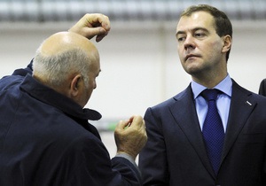 Медведев объяснил, почему уволил Лужкова