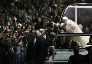 Папа Римский - Бразилия - Католическая церковь: Франциск призвал священников отказаться от комфорта