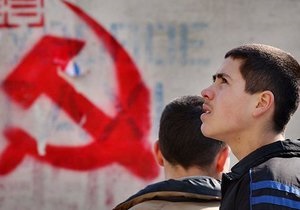 КС Молдовы признал запрет коммунистической символики в стране незаконным
