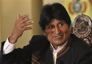 Эво Моралес побеждает на президентских выборах в Боливии
