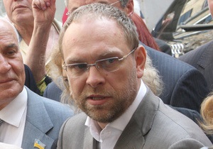 Адвокат Тимошенко просит возбудить уголовное дело против следователя