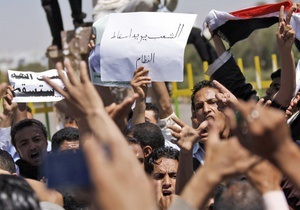 В столице Йемена похороны погибших демонстрантов переросли в массовую акцию протеста