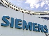 Siemens VAI Metals Technologies подписала контракт с ОАО «Запорожсталь» на строительство нового сталеплавильного цеха на сумму в несколько сотен миллионов Евро, предусматривающий замену мартеновских печей и процесса разливки слитков в изложницы