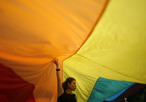 Human Rights Watch призывает украинские власти тщательно расследовать нападение на активиста ЛГБТ-движения