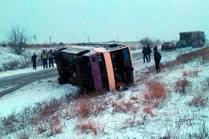 В Николаевской области перевернулся автобус с 37 пассажирами