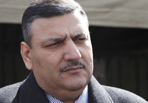 Экс-премьер Сирии бежал в Иорданию вместе с семьей