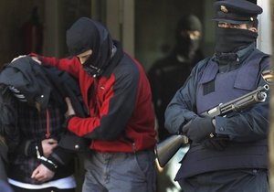 Арестованные в Испании террористы планировали атаки в ряде европейских стран