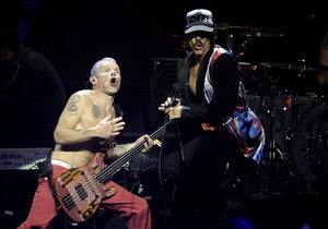 Украинские поклонники установили рекорд посещаемости на сайте Red Hot Chili Peppers