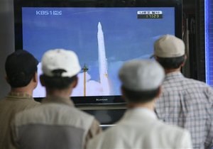 Южнокорейская ракета взорвалась во время набора высоты
