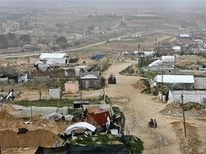 На границе с Палестиной из-за угрозы воздушного налета эвакуирован КПП Рафах