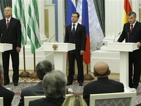 Госдума РФ ратифицировала договор о дружбе с Абхазией и Осетией