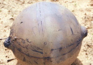 В Намибии упал неопознанный металлический шар