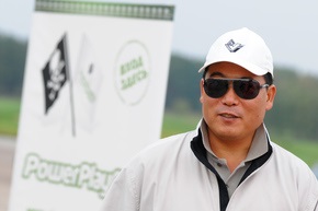 Когда «звезды» играют в гольф…