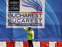 Саммит в Бухаресте: Украинский вопрос рассмотрят в пятницу
