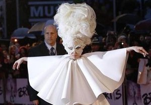Lady Gaga стала триумфатором юбилейной премии Brit Awards