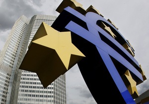 ЕЦБ: Экономика еврозоны слаба и подвержена рискам