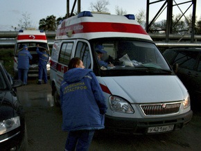 В России сотрудник МЧС на автомобиле врезался в колонну солдат