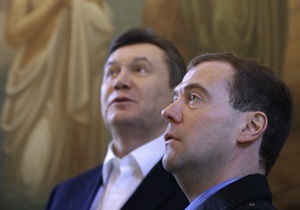 Янукович опередил Ассанжа по упоминаниям в российской прессе