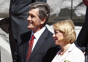 Жена Ющенко опровергла информацию о его болезни