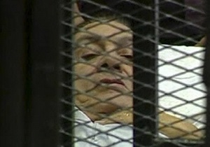 Мубарак и его сыновья отвергли все обвинения в свой адрес