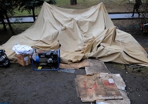 Власти Львовской области договорились с чернобыльцами о демонтаже палаточного городка