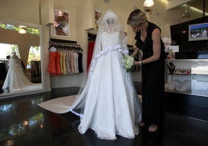 Свадебное платье Кейт Миддлтон привлекло в Букингемский дворец рекордное количество посетителей