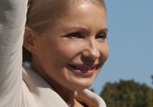 Тимошенко о дресс-коде: Королева Англии и Каддафи не попали бы в Кабмин