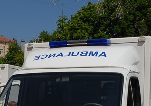В Одессе грузовик на переходе сбил женщину с двумя детьми