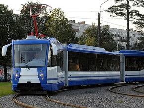 Власти хотят завершить ремонт линии скоростного трамвая в Киеве до 2010 года