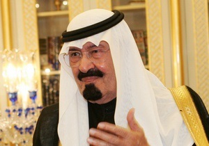 Король Саудовской Аравии обещает повысить соцвыплаты населению